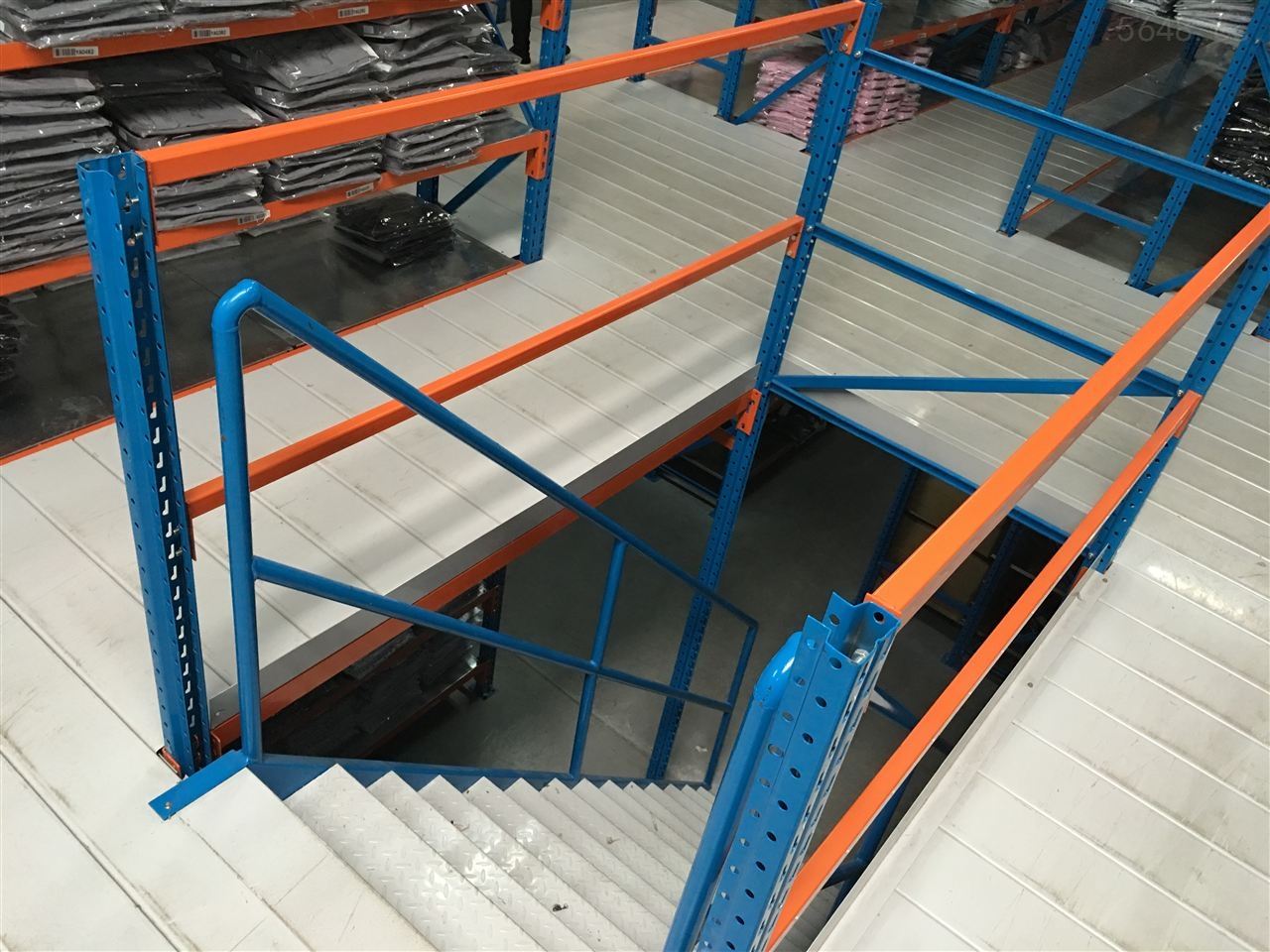 佛山阁楼货架 广州易达货架厂订做