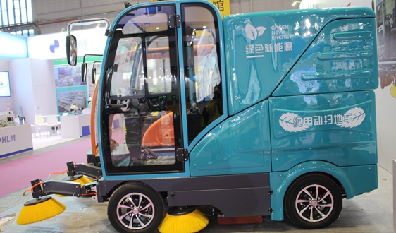 極景智能L4級(jí)無(wú)人環(huán)衛(wèi)車(chē)訂單排至四季度