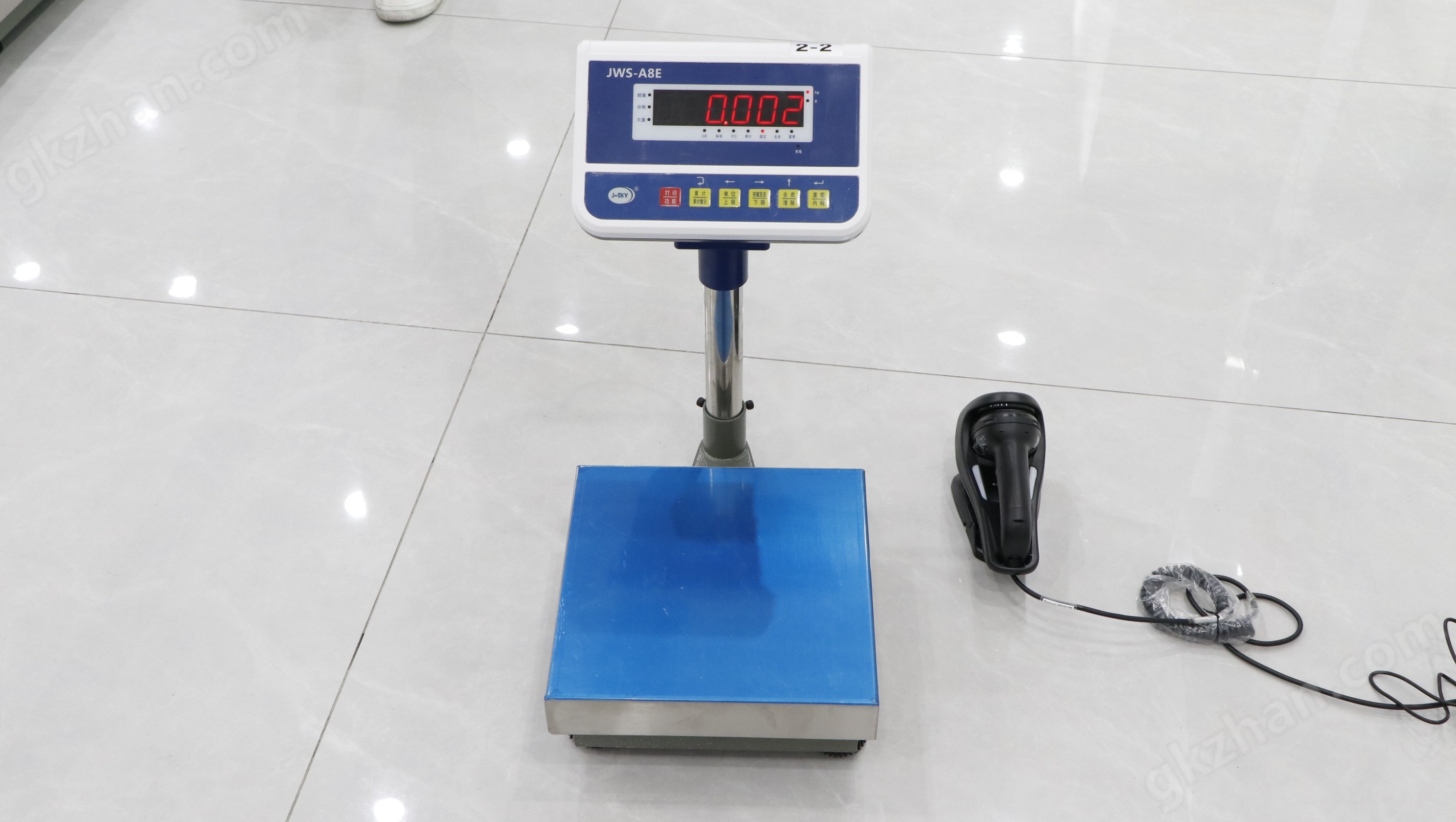 料酒厂称重定量灌装可设开关量电子秤