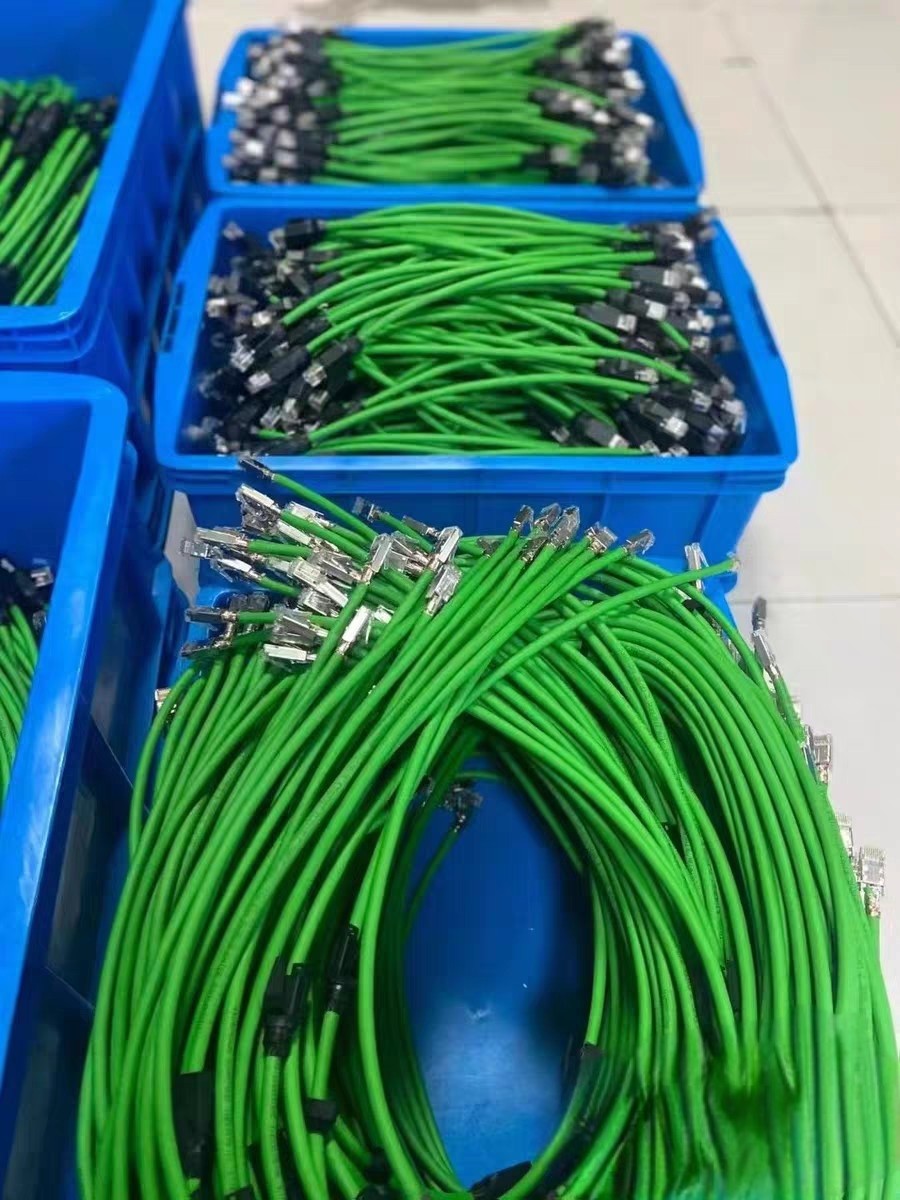 智聯(lián)未來(lái)-超六類高柔拖鏈屏蔽Profinet伺服通訊EtherCAT6A萬(wàn)兆成品連接線纜