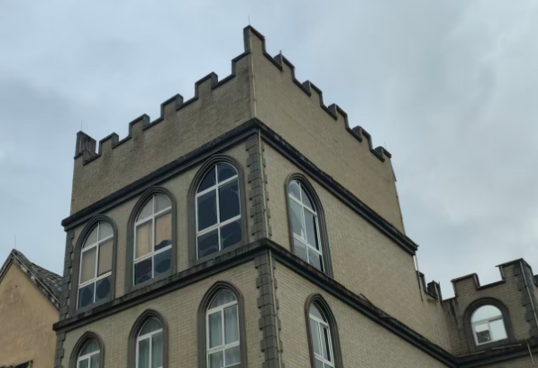 1—2月我國規上電子信息制造業增加值同比增長14.2%